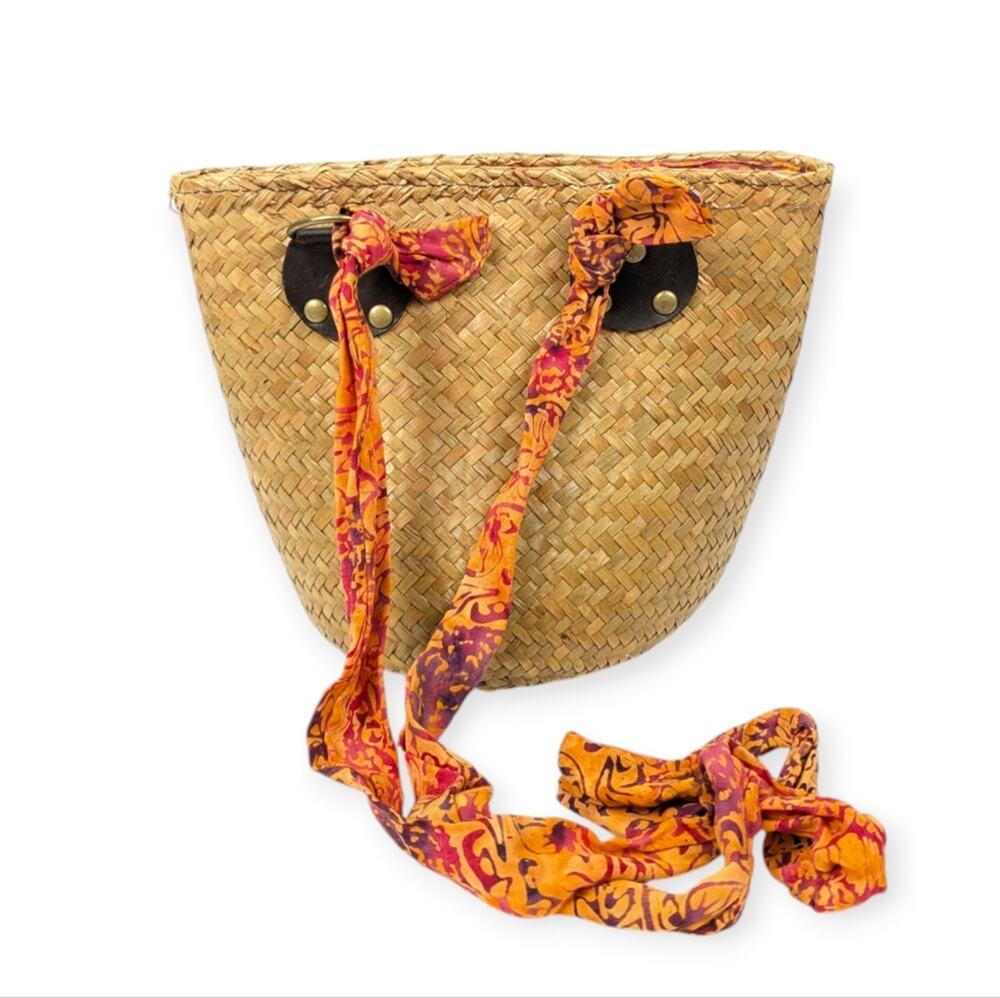 NWT Hands to Heart Orange Floral Summer Straw Bag